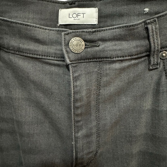 LOFT - High rise "Leggings" / Skinny - Gray / Charcoal Jeans - Size 12 - Picture 3 of 6